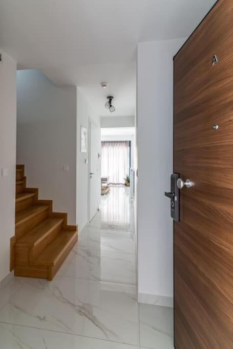 Appartement Μεζονέτα Με Θέα Στο Πάρκο Σταύρος Νιάρχος One à Athènes Extérieur photo