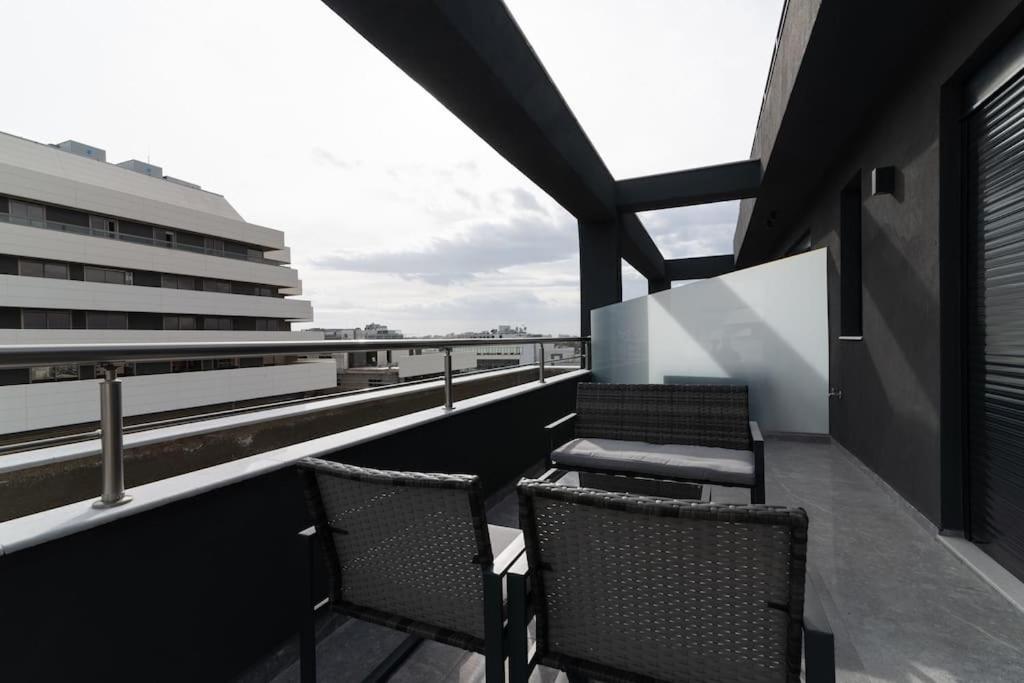 Appartement Μεζονέτα Με Θέα Στο Πάρκο Σταύρος Νιάρχος One à Athènes Extérieur photo