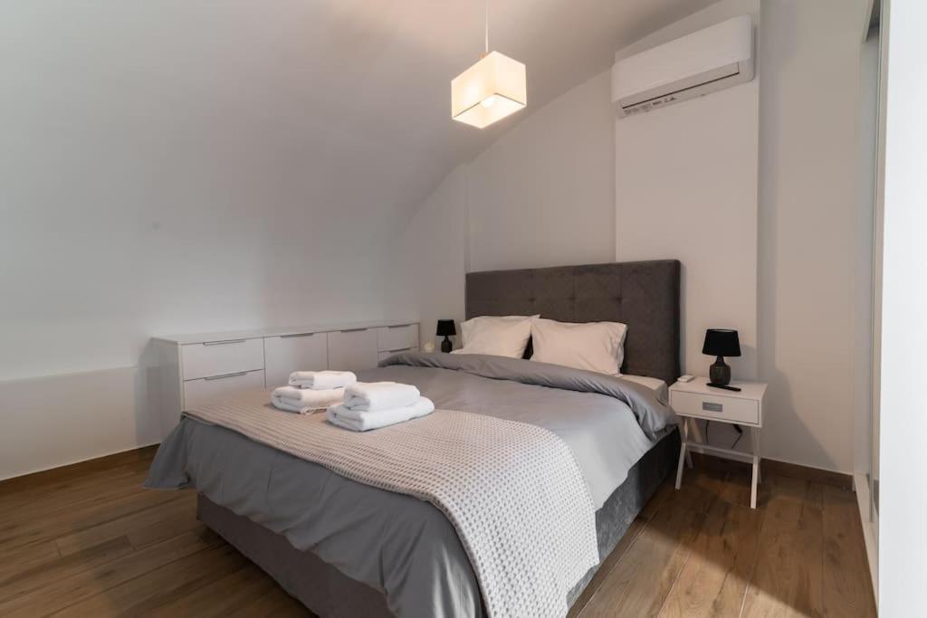 Appartement Μεζονέτα Με Θέα Στο Πάρκο Σταύρος Νιάρχος One à Athènes Extérieur photo